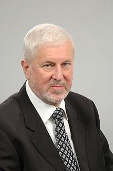 Pauls Putniņš httpsuploadwikimediaorgwikipediacommonsthu
