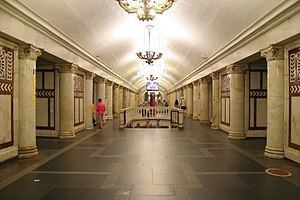 Paveletskaya (Koltsevaya Line) httpsuploadwikimediaorgwikipediacommonsthu