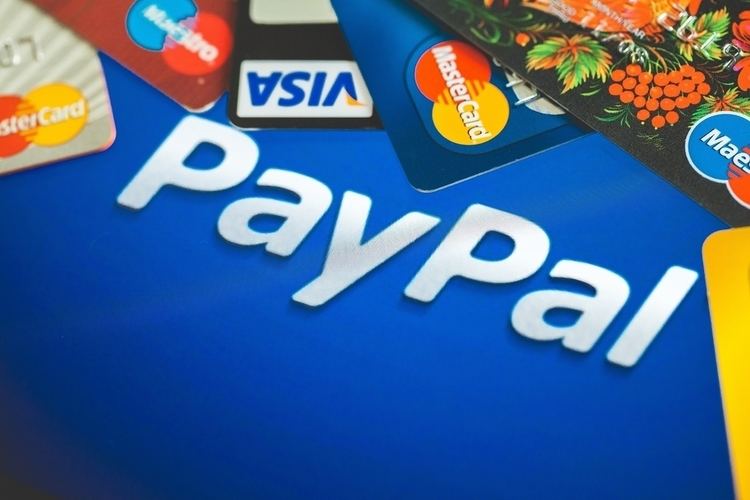 Logo of PayPaI E-commerce, a phishing scam, which targets account holders of the widely used internet payment service, PayPal, taking advantage of the fact that a capital "i" may be difficult to distinguish from a lower-case "L" in some computer fonts.