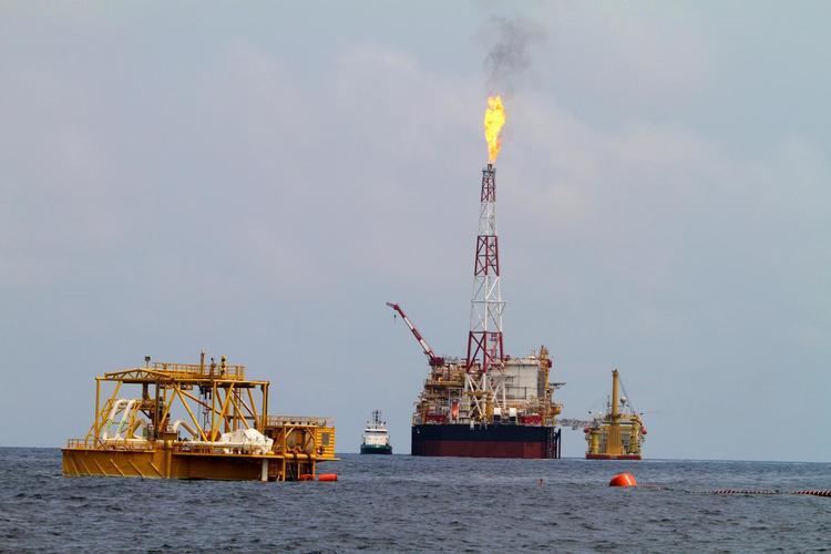 Pazflor oil development Low Oil Price Challenges Total39s Deep Offshore Philosophy