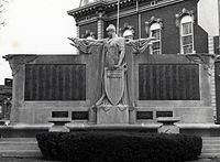 Peace Monument (Decatur, Indiana) httpsuploadwikimediaorgwikipediacommonsthu