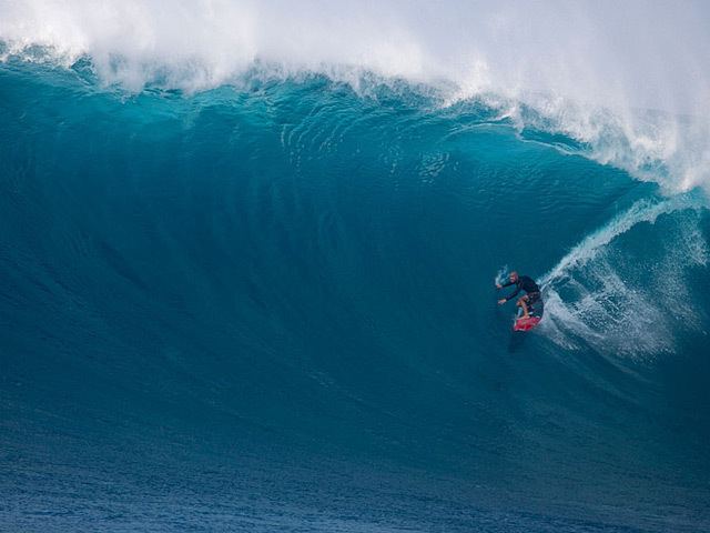 Peahi, Hawaii icdnsurflinecomsurfnewsimages201512decembe