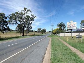 Peak Crossing, Queensland httpsuploadwikimediaorgwikipediacommonsthu