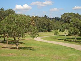Peakhurst Heights, New South Wales httpsuploadwikimediaorgwikipediacommonsthu