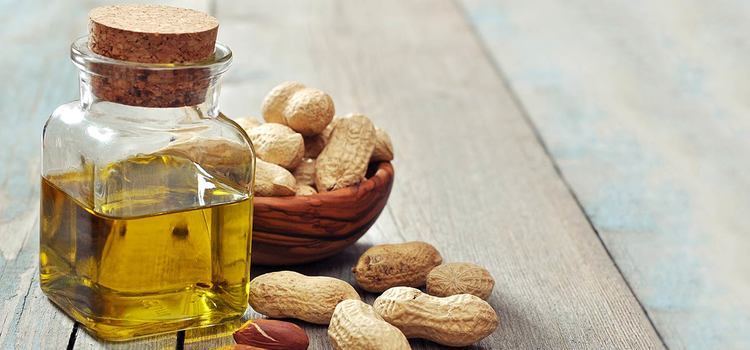 Peanut oil 14 Best Benefits amp Uses Of Peanut Oil Mungfali Ka Tel For Skin