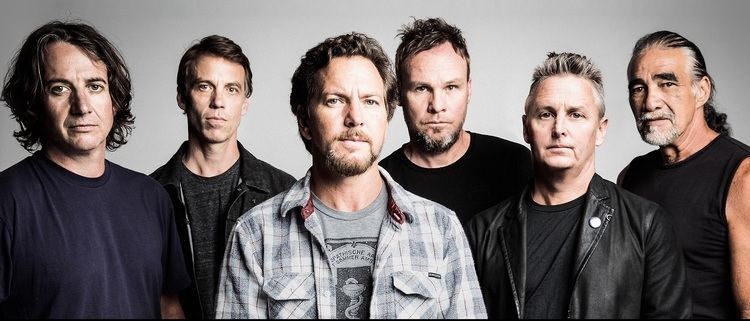 Pearl Jam Why Pearl Jam 2016 Is Better and More Important Than Pearl Jam