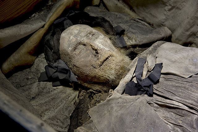 Peder Winstrup Mummified Remains of Bishop Peder Winstrup Present Mystery