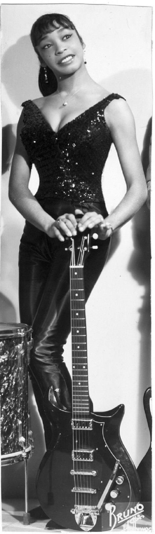 Peggy Jones (musician) Peggy Jones The First AfricanAmerican Female Rock Guitarist