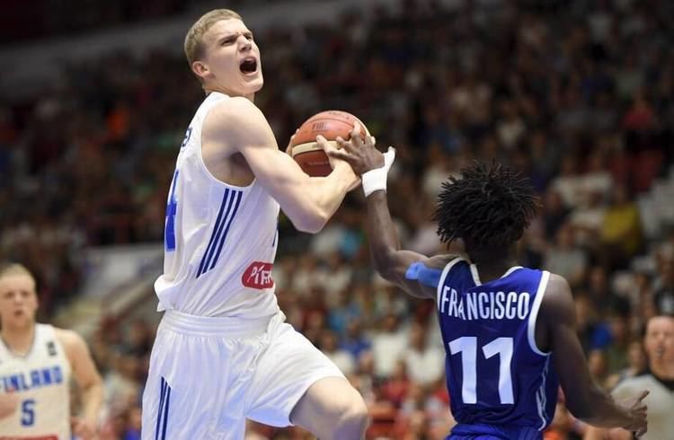 Pekka Markkanen Former KU forward Pekka Markkanens son Lauri expected to excel at