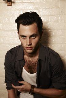 Penn Badgley iamediaimdbcomimagesMMV5BMTc0NjI2Nzg4M15BMl5