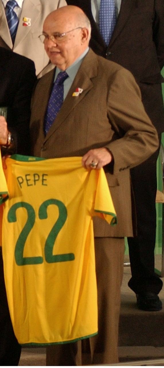 Pepe (footballer, born 1935) Pepe footballer born 1935 Wikipedia