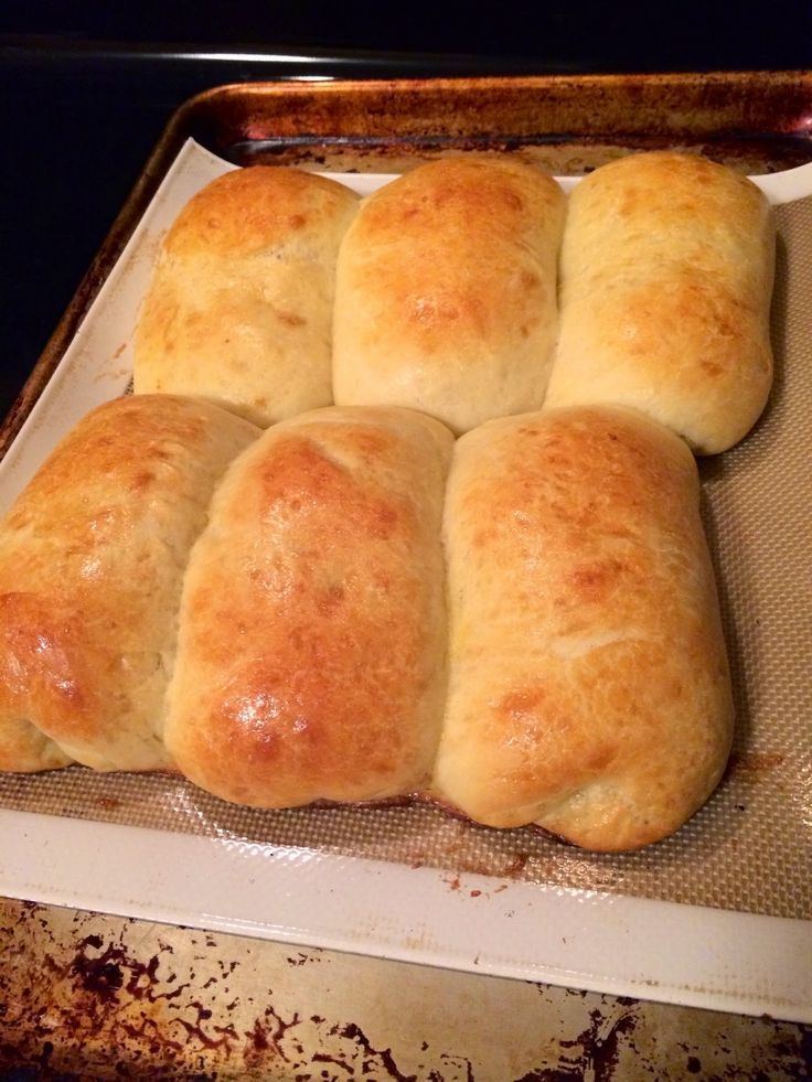 Pepperoni roll 17 Best ideas about Pepperoni Rolls on Pinterest Quick and easy
