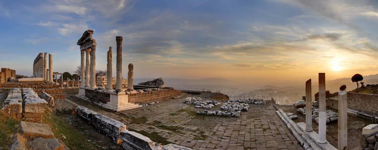 Pergamon Pergamon and its MultiLayered Cultural Landscape UNESCO World