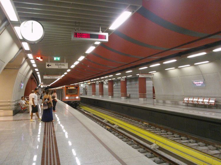 Peristeri metro station