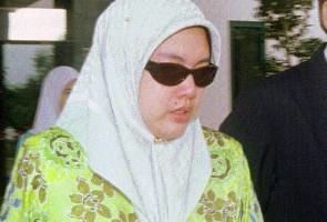 Permaisuri Siti Aishah Former queen Siti Aishah files creditors petition against Syed