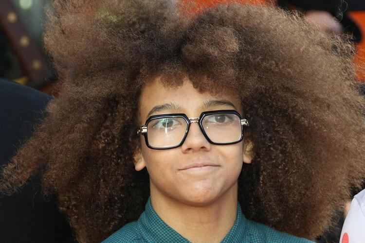 Perri Kiely Who is Perri Kiely Diversity dancer and Celebs Go Dating 2017 all