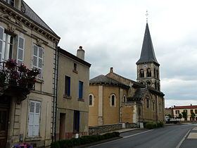 Perrier, Puy-de-Dôme httpsuploadwikimediaorgwikipediacommonsthu