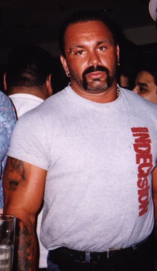 Perry Saturn httpsuploadwikimediaorgwikipediacommonsee