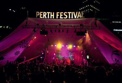 Perth International Arts Festival wwwcomplexmaniacomwpcontentuploads201512be
