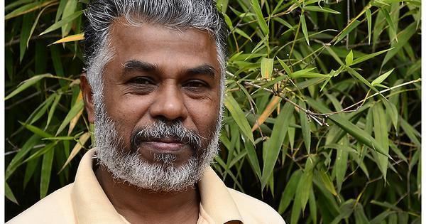 Perumal Murugan Author Perumal Murugan has died Tamil writer withdraws all