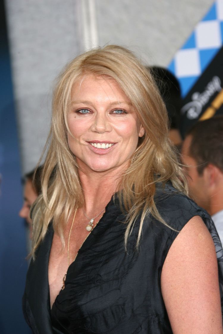 Peta Wilson 7267061jpg