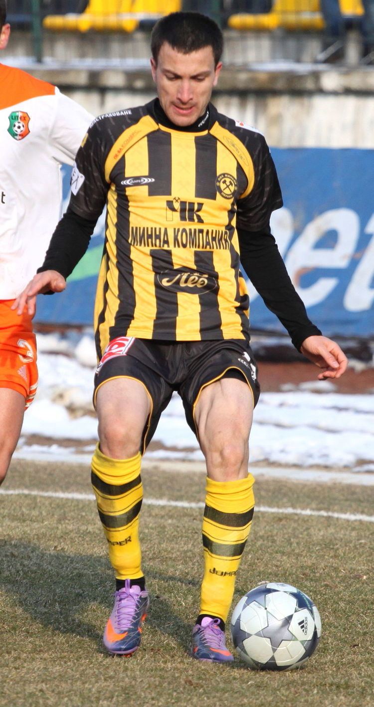 Petar Petrov (footballer, born 1984) Petar Petrov footballer born 1984 Wikipedia