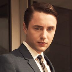 Pete Campbell Why I Love Pete Campbell TheGloss