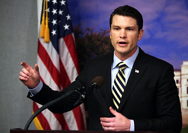 Pete Hegseth Pete Hegseth challenges Amy Klobuchar for Senate position