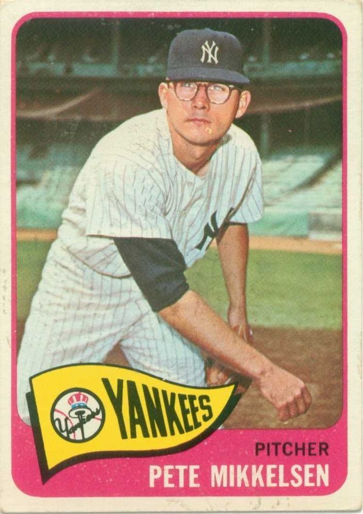 Pete Mikkelsen Original 1965 Vintage Topps pitcher Pete Mikkelsen NY Yankees Not