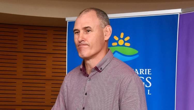 Peter Besseling Peter Besseling resigns as mayor video Port Macquarie News