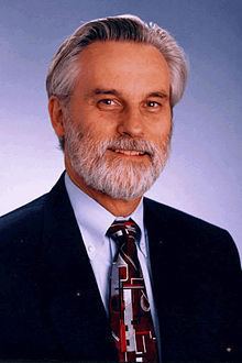 Peter C. Bishop httpsuploadwikimediaorgwikipediacommonsthu