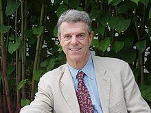 Peter Davis (director) httpsuploadwikimediaorgwikipediacommonsthu