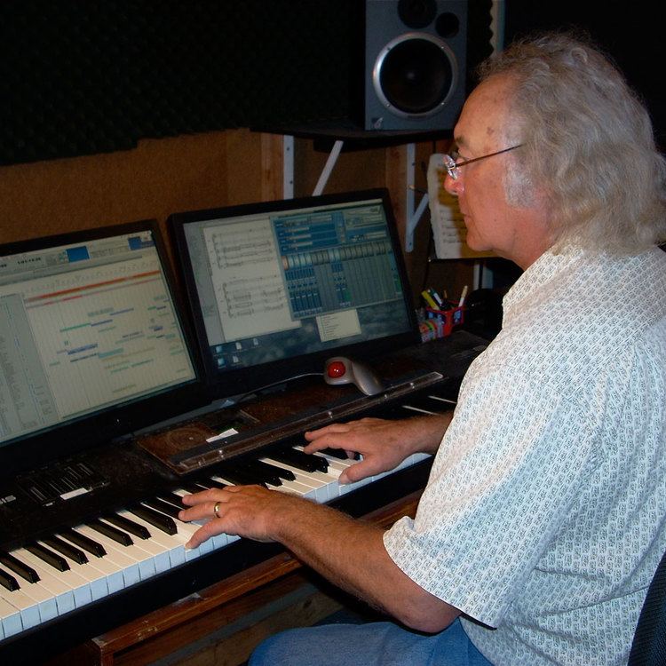 Peter Davison (composer)