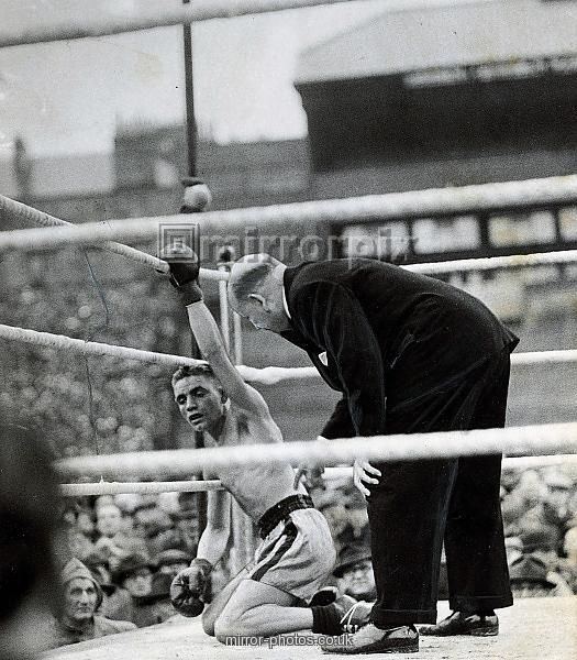 Peter Kane Boxer Peter Kane June 1943 Knocked out by Jacky Paterson at the