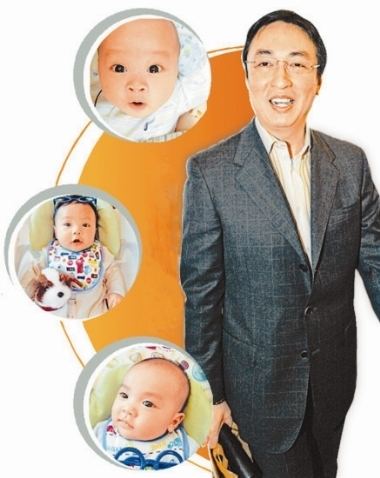 Peter Lee Ka-kit HK tycoons son probed over surrogate triplets