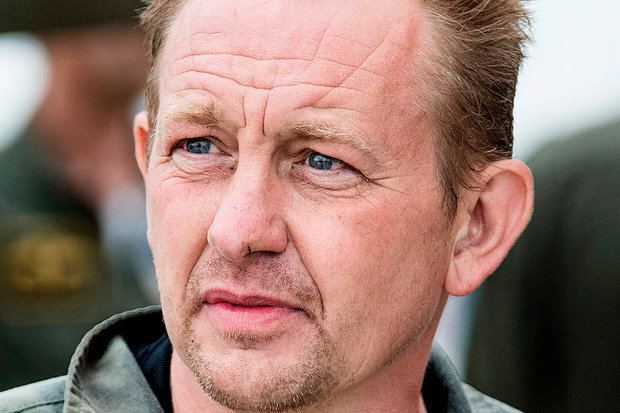 Peter Madsen (inventor) Kim Wall Cops investigating journalists death reopen similar case