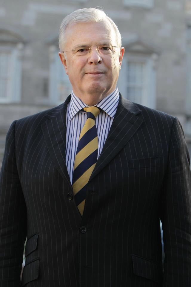 Peter Mathews (politician) Former Fine Gael TD Peter Mathews dies after cancer battle