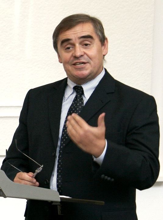 Peter Müller (politician) httpsuploadwikimediaorgwikipediacommonsbb