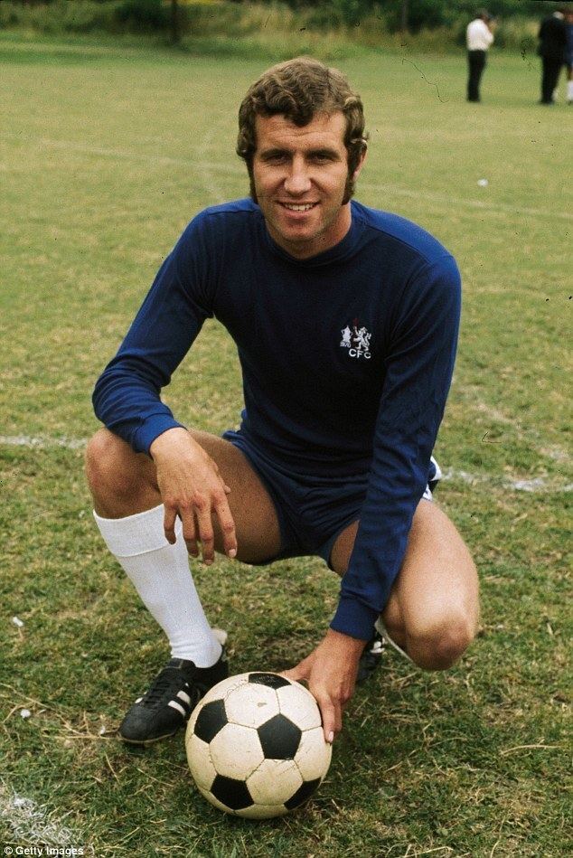 Peter Osgood When Hollywood came to Chelsea Raquel Welch stood on Stamford