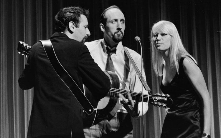 Peter, Paul and Mary Showbiz Analysis Peter Paul and Mary39s Noel Paul Stookey Shares