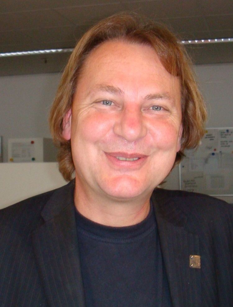 Peter Smit (writer) httpsuploadwikimediaorgwikipediacommons11