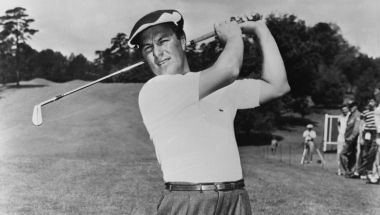 Peter Thomson (golfer) Peter Thomson a PGA Immortal PGA