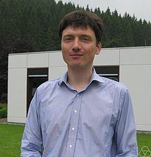 Peter Topping httpsuploadwikimediaorgwikipediacommonsthu