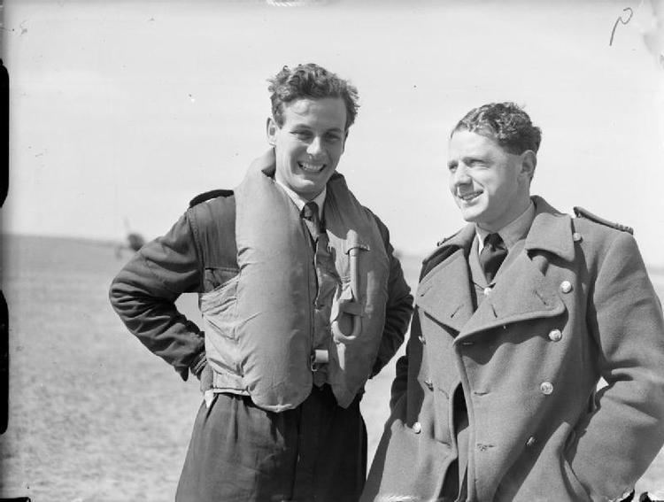 Peter Townsend (RAF officer) Peter Townsend RAF officer Wikipedia