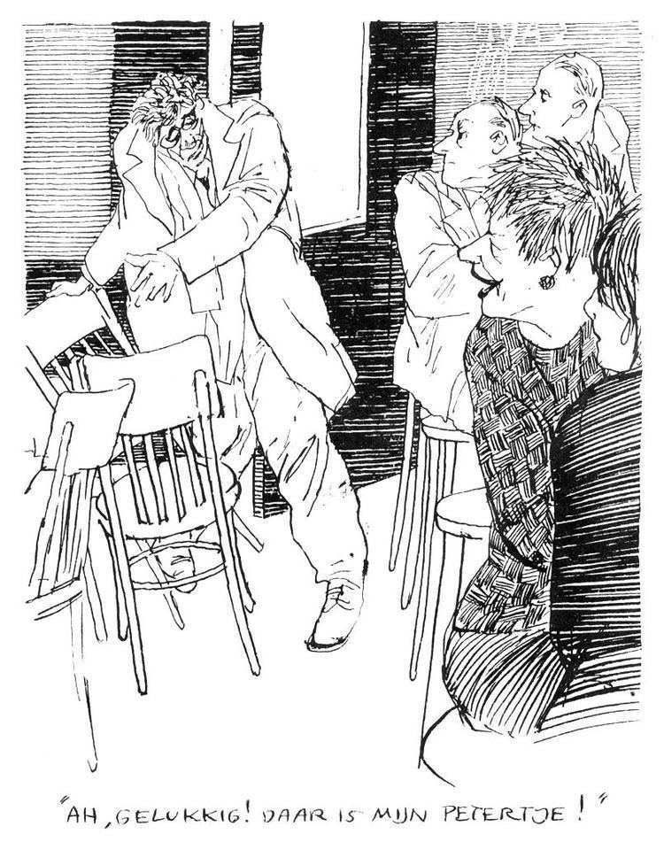 A man holding a chair while people looking at him, a drawing of Peter van Straaten