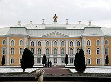 Peterhof Grand Palace httpsuploadwikimediaorgwikipediacommonsthu
