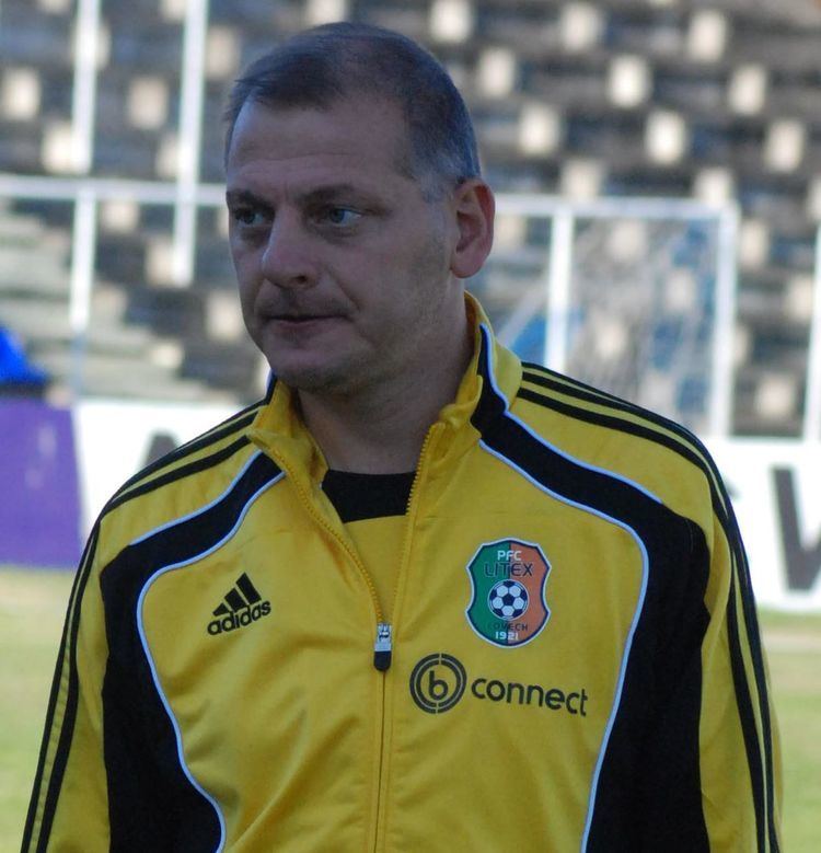 Petko Petkov (football manager) httpsuploadwikimediaorgwikipediacommonsthu