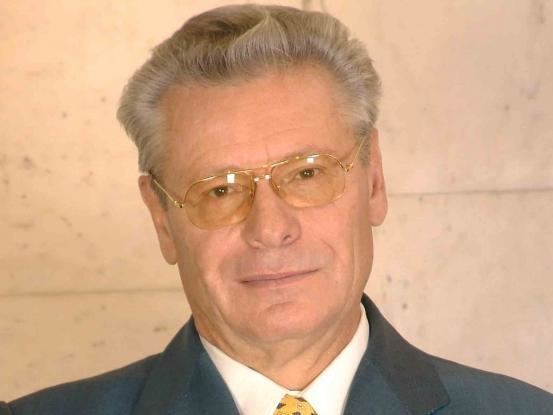 Petru Lucinschi Biography of President of the Republic of Moldova Petru