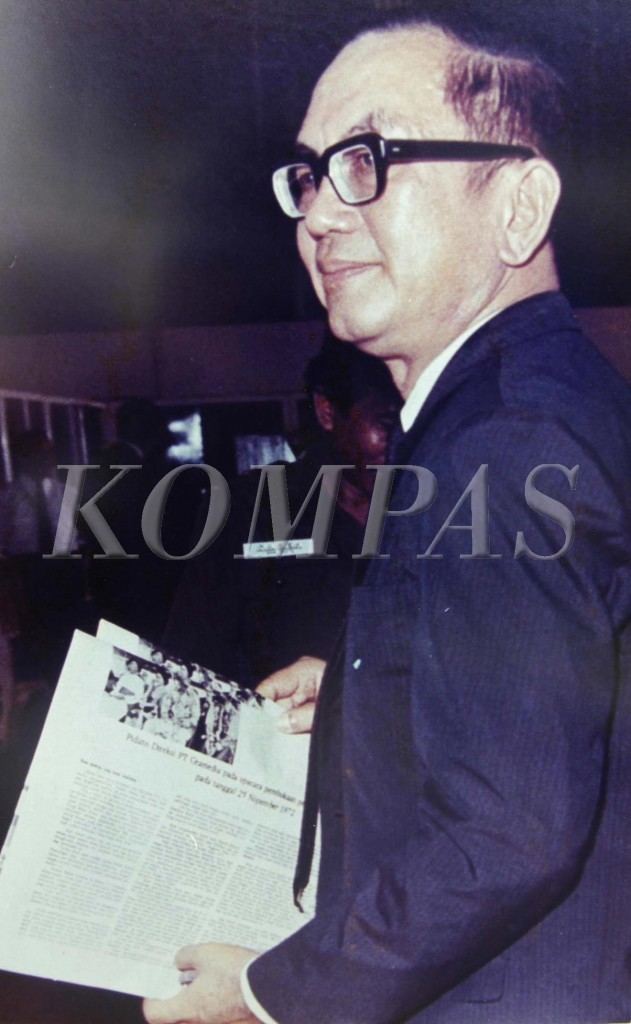 Petrus Kanisius Ojong Biografi PK Ojong Pendiri Surat Kabar Kompas Biografi Tokoh Dunia