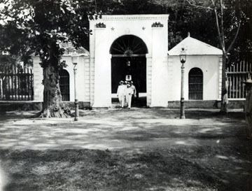 Pettit Barracks Retrato Photo Archive of the Filipinas Heritage Library